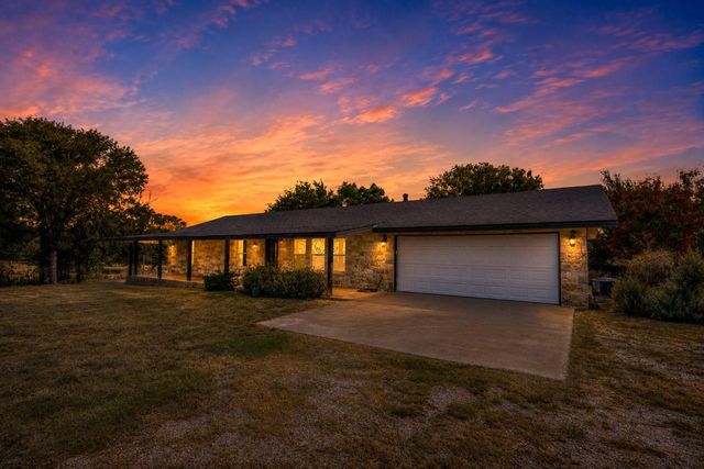 212 Deer DR, Sunrise Beach, TX 78643
