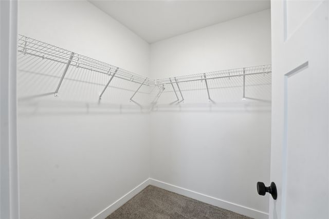 216 NW Waverly Drive, Waukee, IA 50263