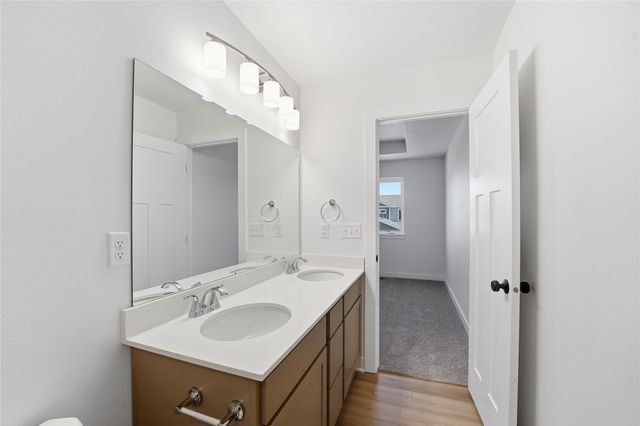 216 NW Waverly Drive, Waukee, IA 50263