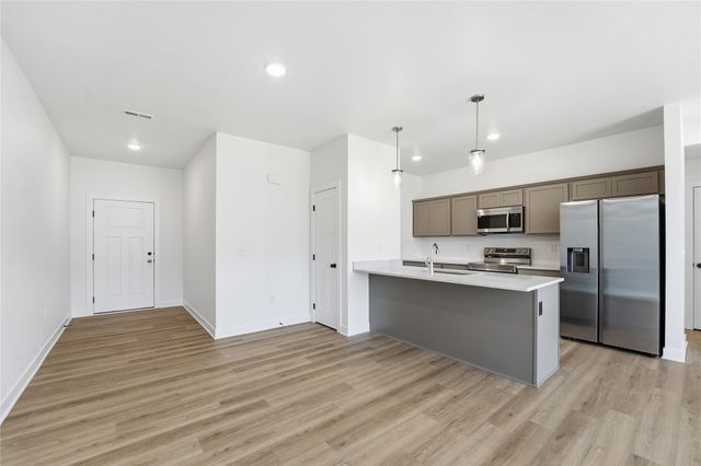 216 NW Waverly Drive, Waukee, IA 50263