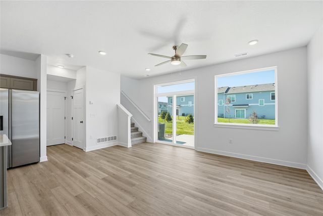 216 NW Waverly Drive, Waukee, IA 50263