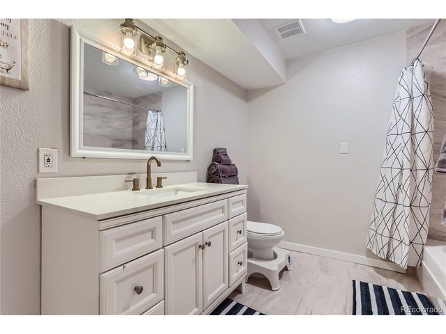 7625 E Quincy Ave 107, Denver, CO 80237