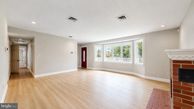 1659 E WALNUT RD, Vineland, NJ 08361