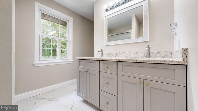 1659 E WALNUT RD, Vineland, NJ 08361