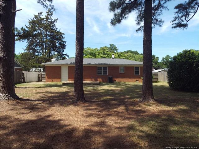 5101 N Sumac Circle, Fayetteville, NC 28304