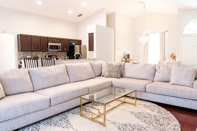 1282 PARADISE LAKE DRIVE, Tarpon Springs, FL 34689