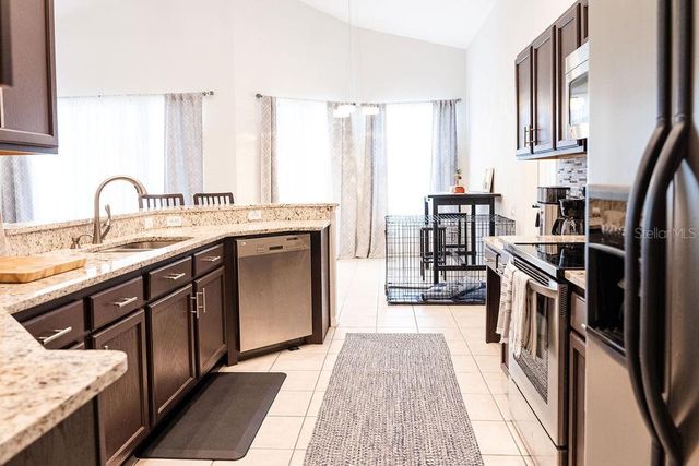 1282 PARADISE LAKE DRIVE, Tarpon Springs, FL 34689