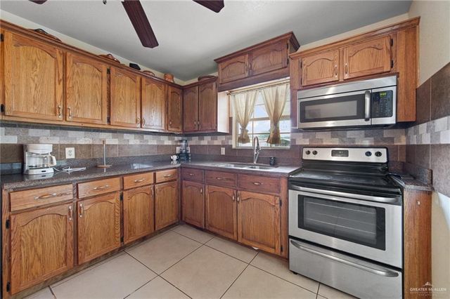 1734 Greenbriar Avenue, Brownsville, TX 78520