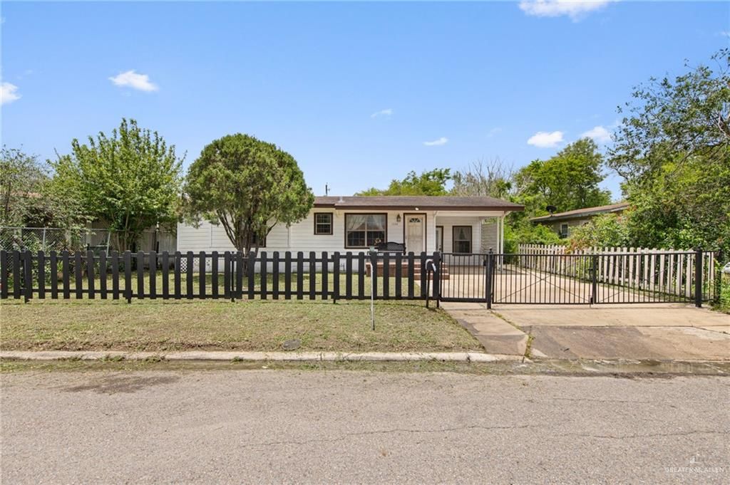 1734 Greenbriar Avenue, Brownsville, TX 78520