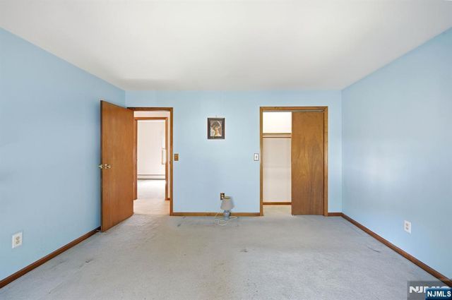 5 Apshawa Cross Road, West Milford, NJ 07480