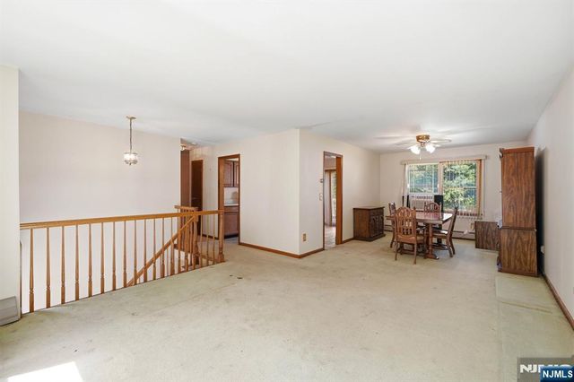 5 Apshawa Cross Road, West Milford, NJ 07480