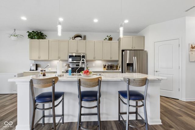 1417 Boots Trail, Greenfield, IN 46140