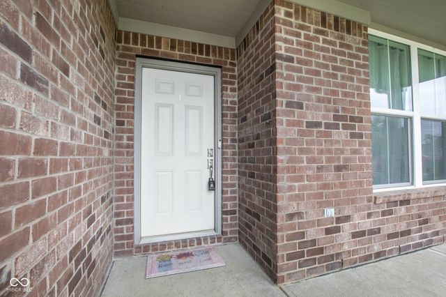 1417 Boots Trail, Greenfield, IN 46140
