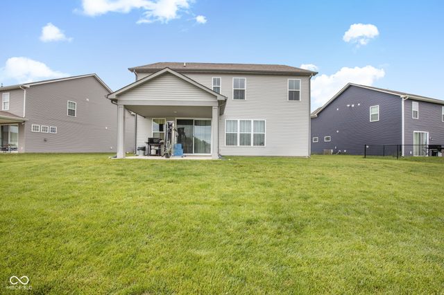 1417 Boots Trail, Greenfield, IN 46140