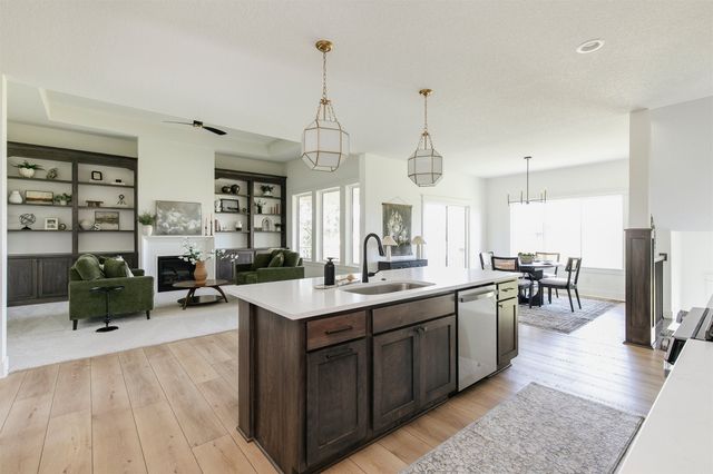 1910 NE Pine Lake Circle, Ankeny, IA 50021