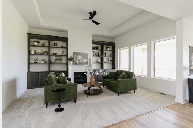 1910 NE Pine Lake Circle, Ankeny, IA 50021