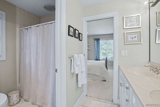 177 Promenade Lane, Amherst, NY 14221
