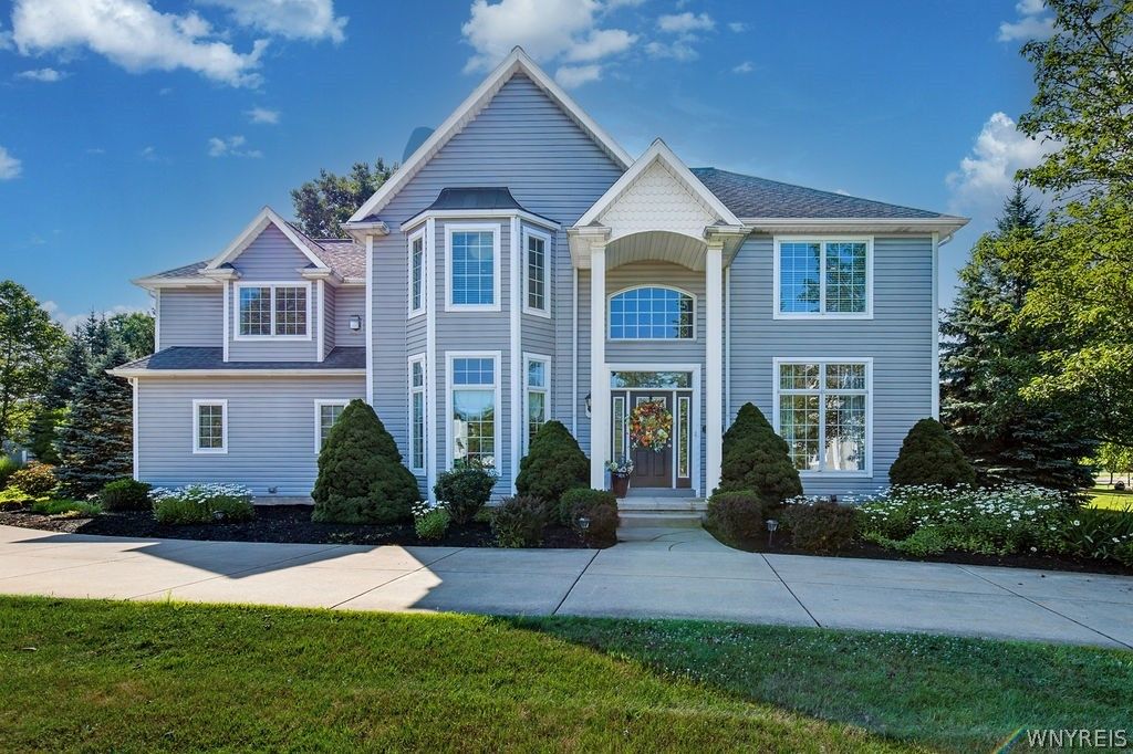 177 Promenade Lane, Amherst, NY 14221