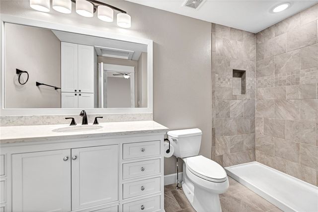 2357 Fox Trail, Fayetteville, AR 72703