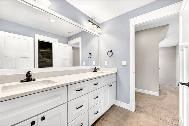 2357 Fox Trail, Fayetteville, AR 72703