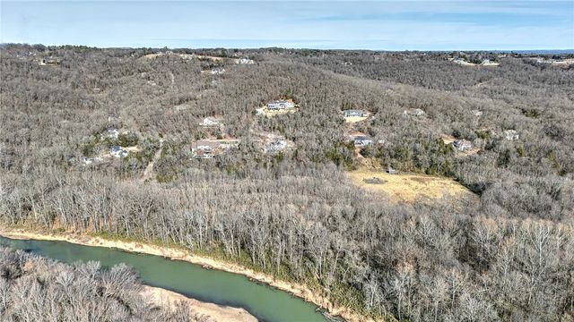 2357 Fox Trail, Fayetteville, AR 72703
