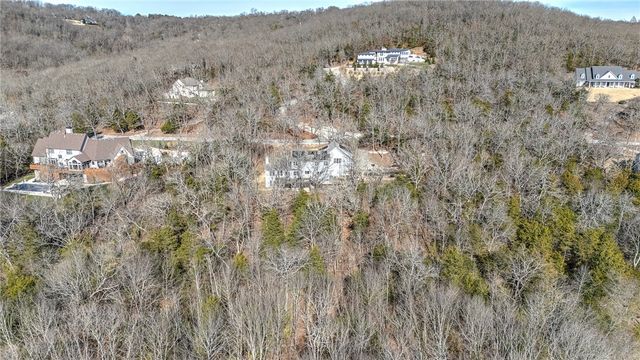 2357 Fox Trail, Fayetteville, AR 72703