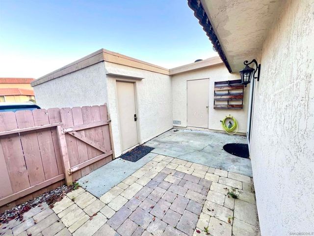 1540 Grandon Ave, San Marcos, CA 92078