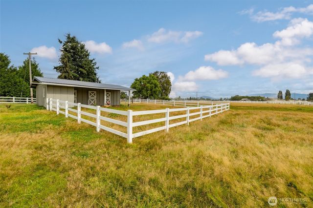 16792 Dunbar Road, Mount Vernon, WA 98273