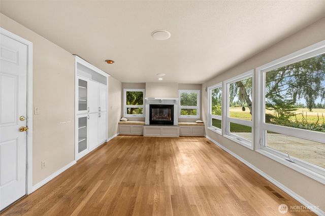 16792 Dunbar Road, Mount Vernon, WA 98273