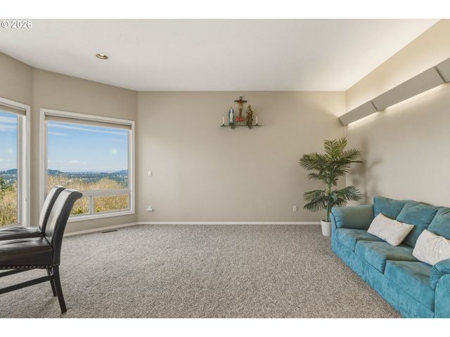 7627 Se 140TH Dr, Portland, OR 97236