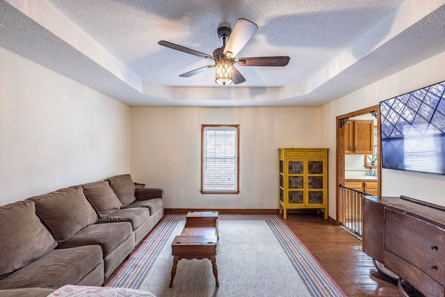 314 Cavaness Dr, Houma, LA 70364