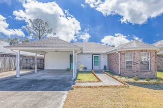 314 Cavaness Dr, Houma, LA 70364