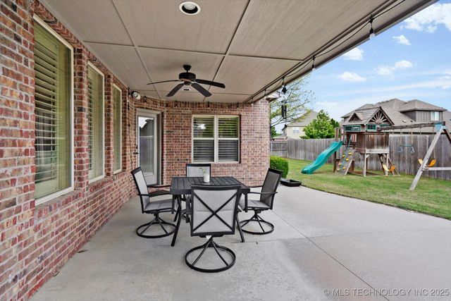12643 S 67th East Avenue, Bixby, OK 74008