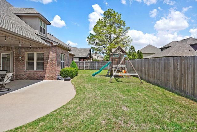 12643 S 67th East Avenue, Bixby, OK 74008