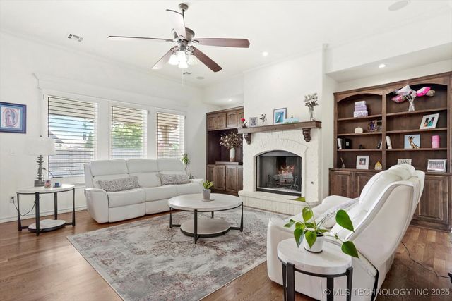 12643 S 67th East Avenue, Bixby, OK 74008