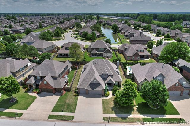 12643 S 67th East Avenue, Bixby, OK 74008