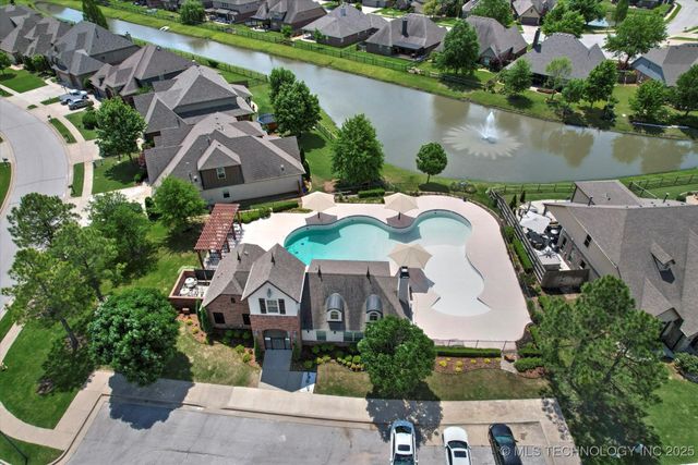 12643 S 67th East Avenue, Bixby, OK 74008