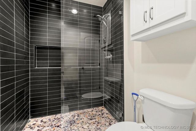 12643 S 67th East Avenue, Bixby, OK 74008