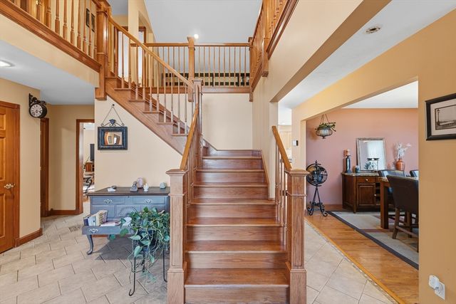 23 Millers Dr, Dartmouth, MA 02747