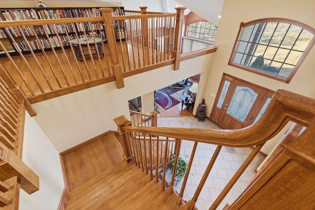 23 Millers Dr, Dartmouth, MA 02747