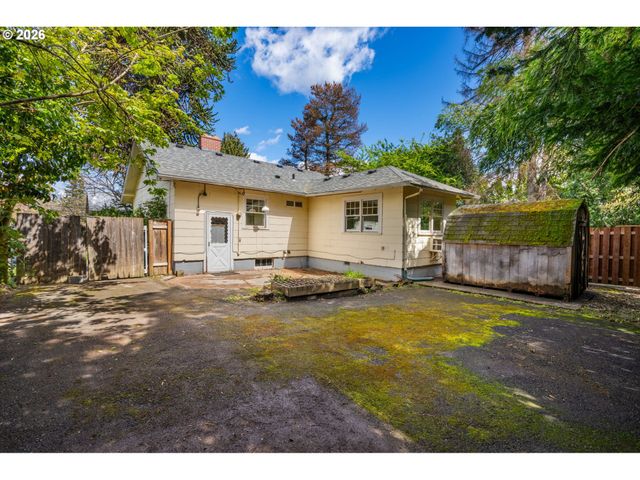 1516 N WINCHELL St, Portland, OR 97217