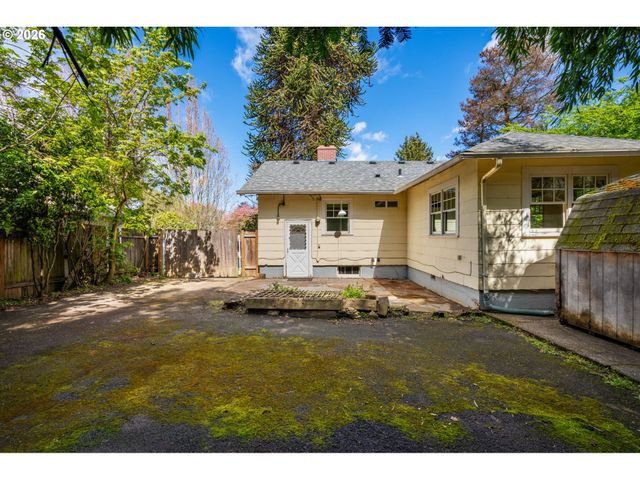 1516 N WINCHELL St, Portland, OR 97217