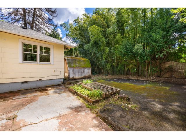 1516 N WINCHELL St, Portland, OR 97217