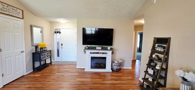 765 Aspen Street, Marshfield, MO 65706