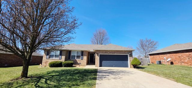 765 Aspen Street, Marshfield, MO 65706