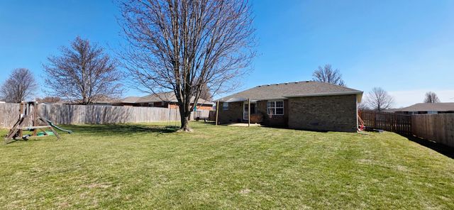 765 Aspen Street, Marshfield, MO 65706