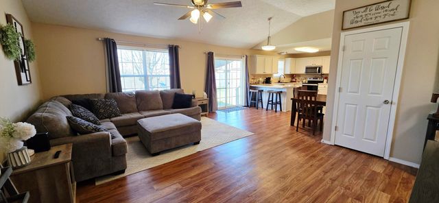 765 Aspen Street, Marshfield, MO 65706