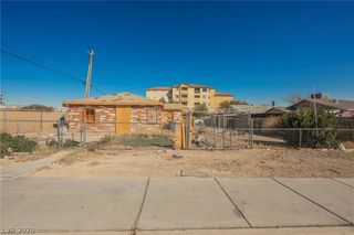 1220 East Ogden Avenue, Las Vegas, NV 89101
