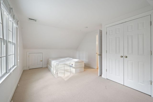 602 Putnam Avenue, Cotuit, MA 02635