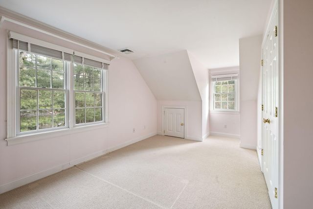 602 Putnam Avenue, Cotuit, MA 02635